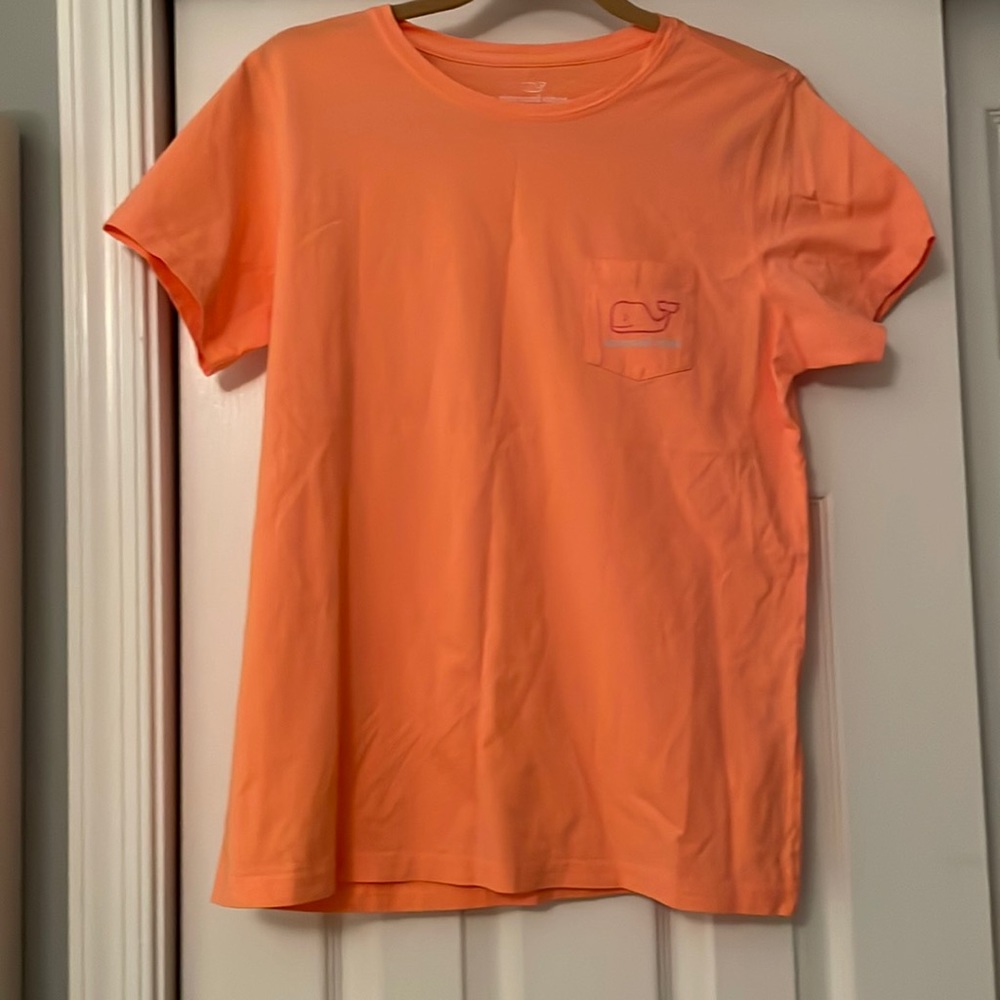 NWT! Size medium orange vineyard vines shirt